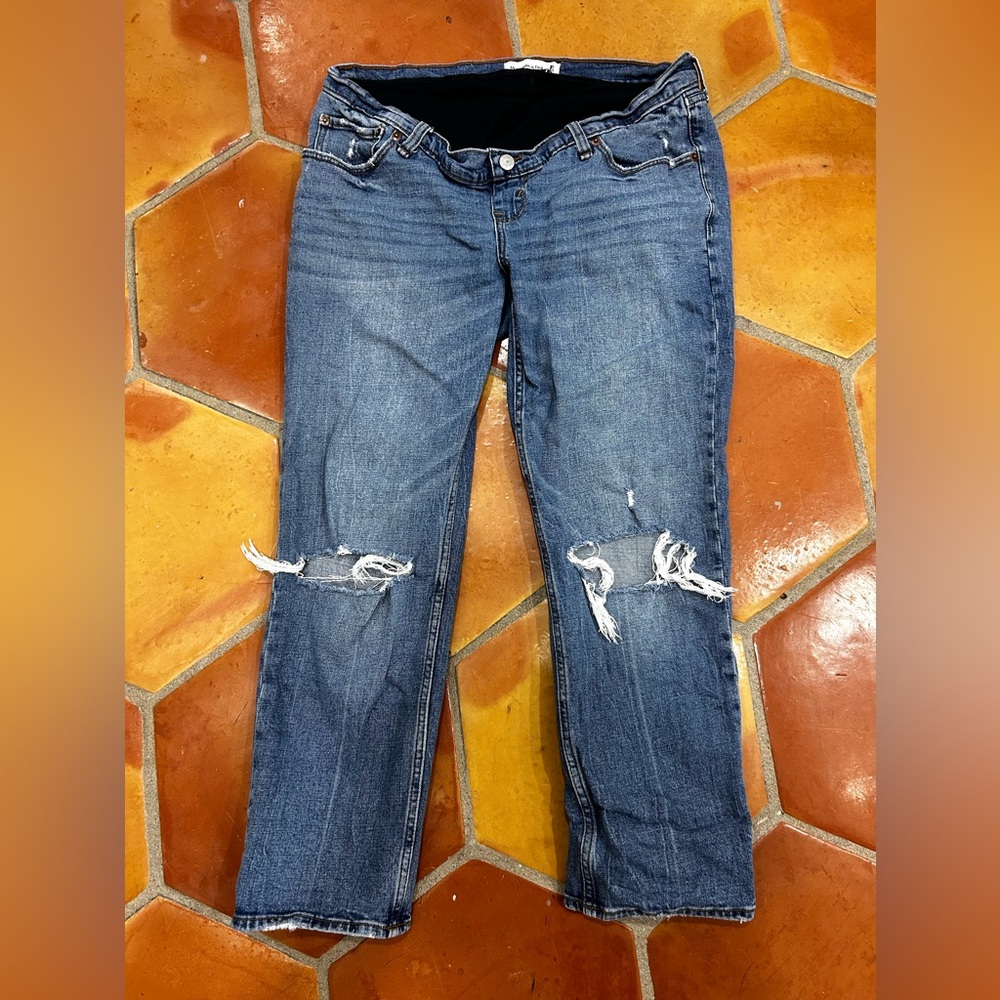 Abercrombie Maternity Ankle Straight Jeans - medium wash size 30 R